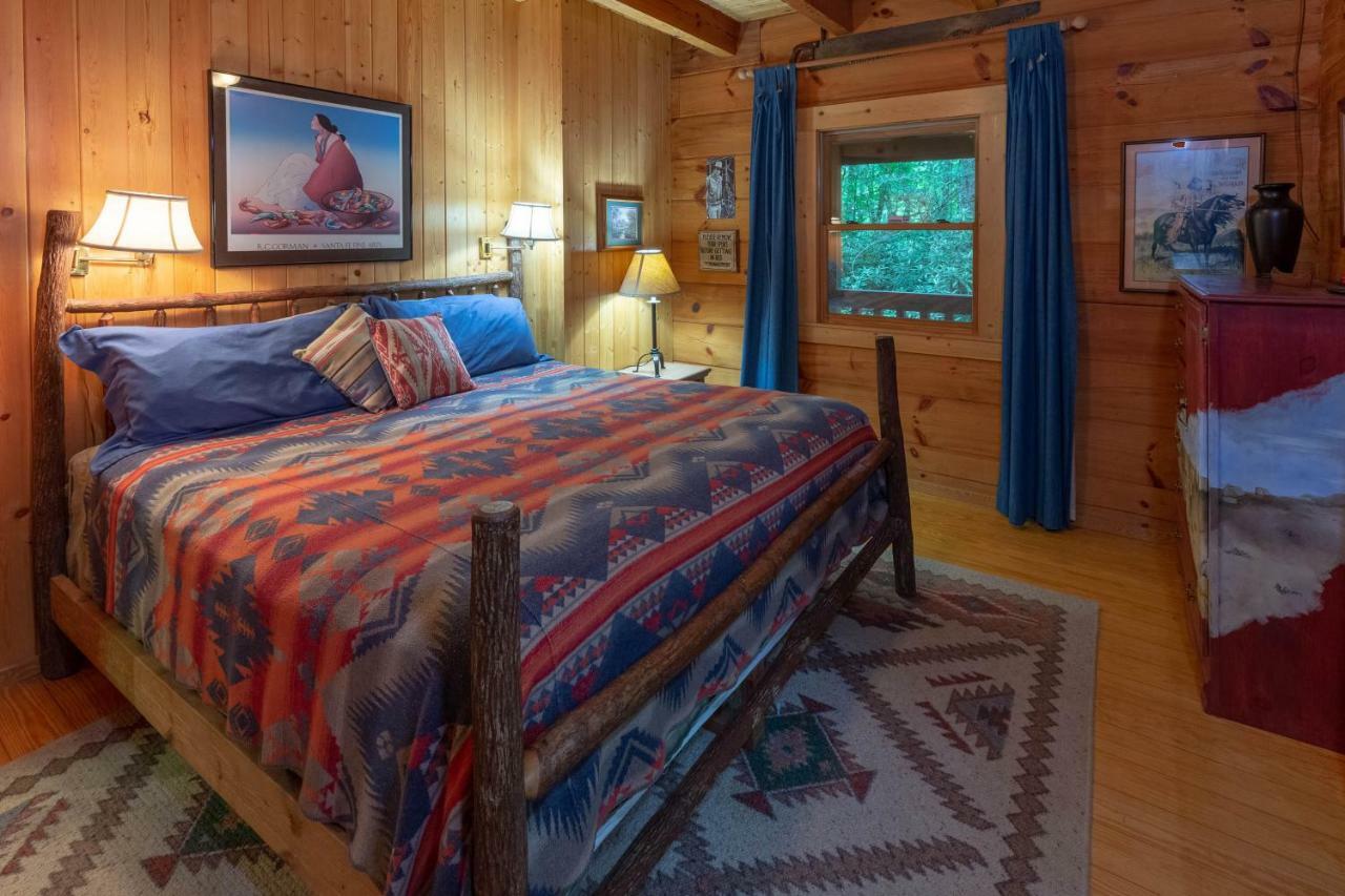 Creekside Bunkhouse Villa Whittier Bagian luar foto