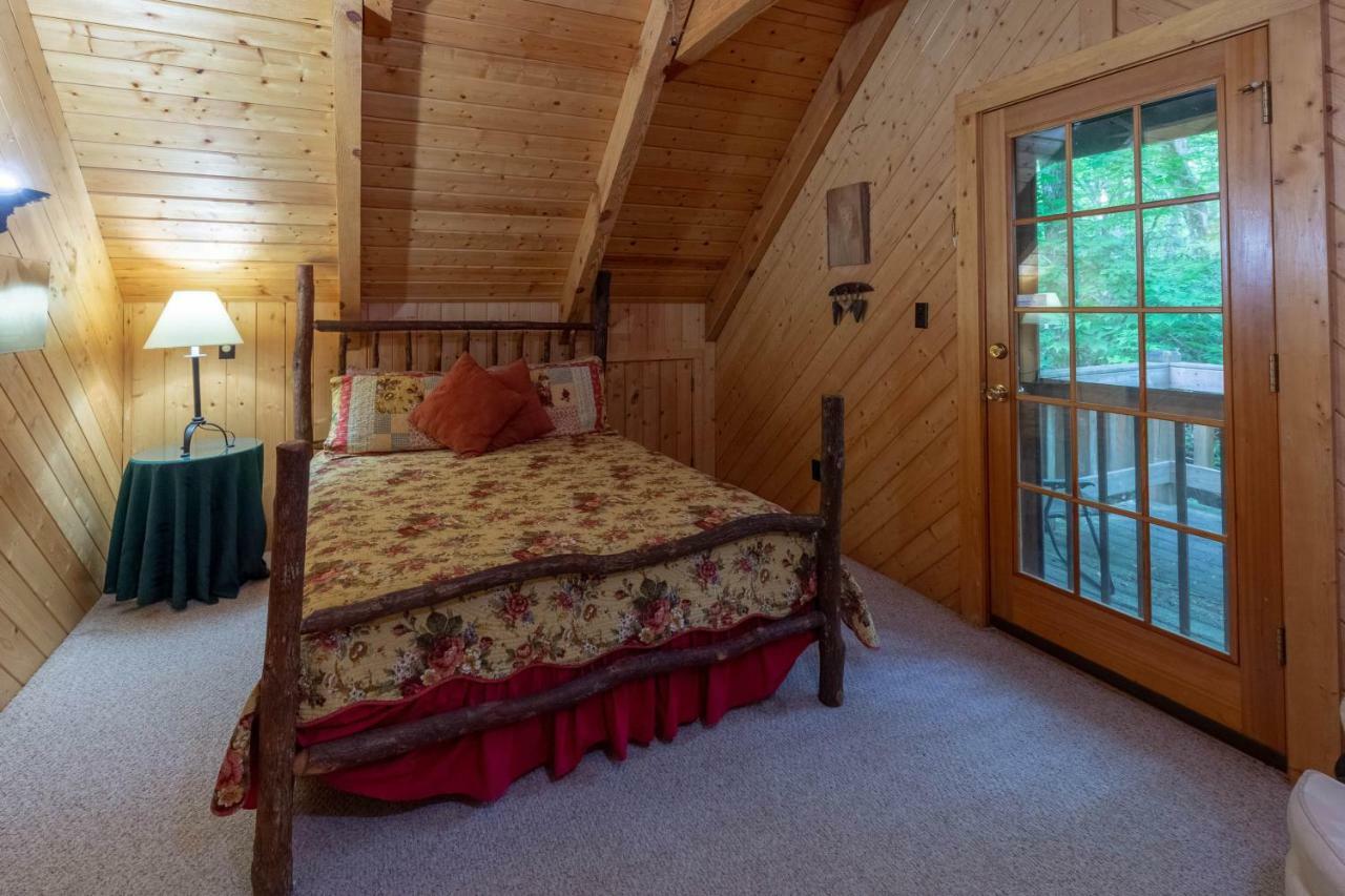 Creekside Bunkhouse Villa Whittier Bagian luar foto